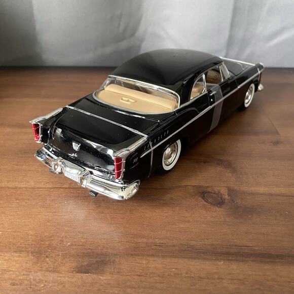 1955 Chrysler C300 Black Diecast Model Toy Car 1/24 Scale Motor Max - Picture 7 of 10